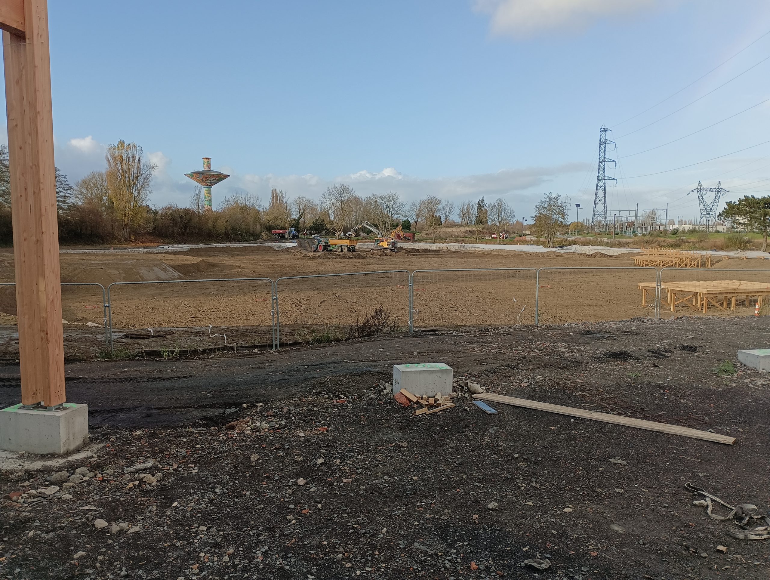 Le futur étang de pêche juste avant son remplissage (Ph. JP PLANQUE / Radio Plus)